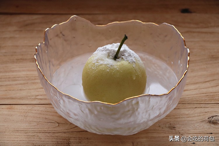 秋季这样吃梨加倍润肺止咳,秋季要多吃哪些食物