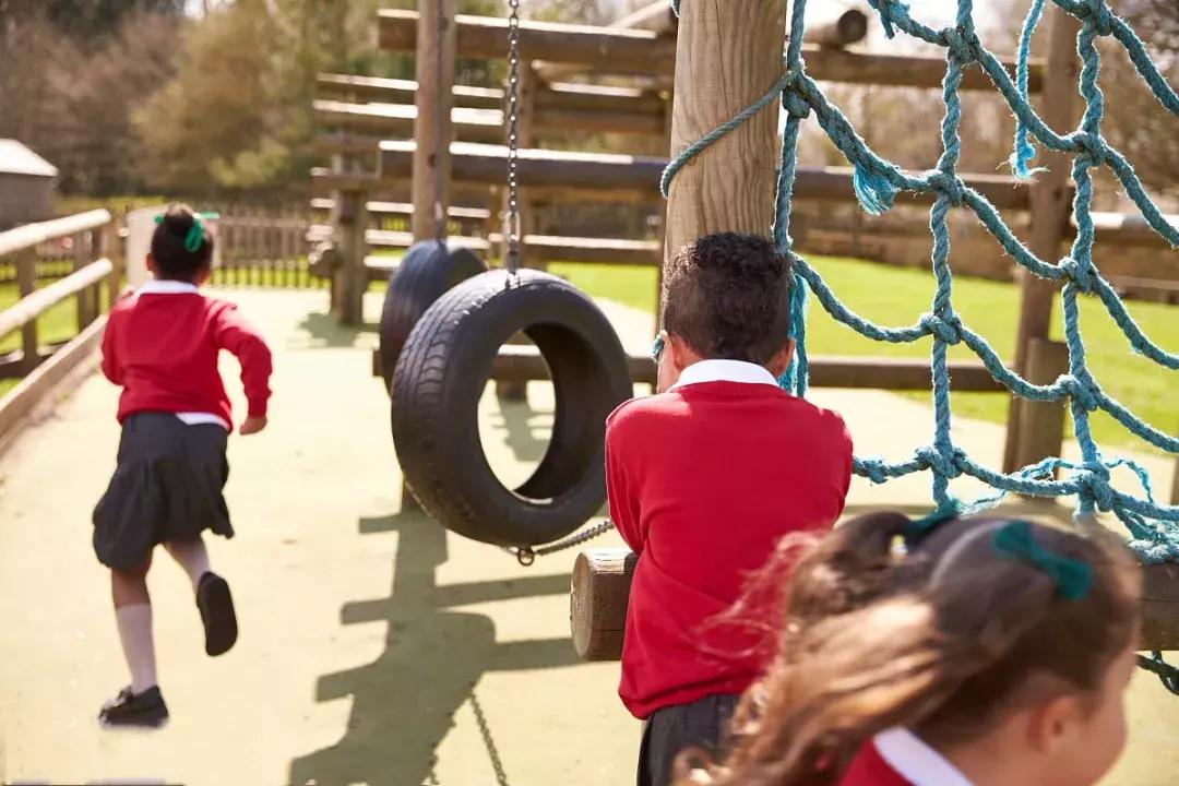 适合幼儿玩的刺激的英语游戏,亲子游戏的英语