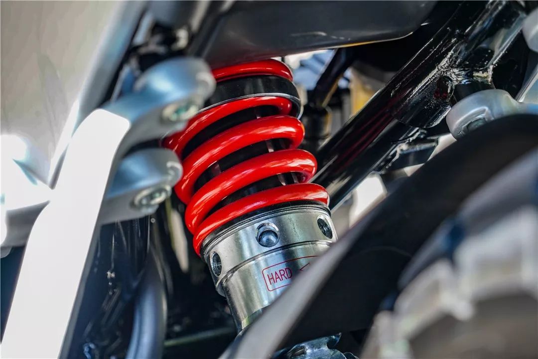 五羊本田cb190ss鸷道真实测评,最新款五羊本田鸷道cb190ss