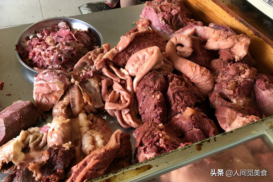 石家庄出名的烧饼夹肉,通州特别火特别便宜的烧饼夹肉