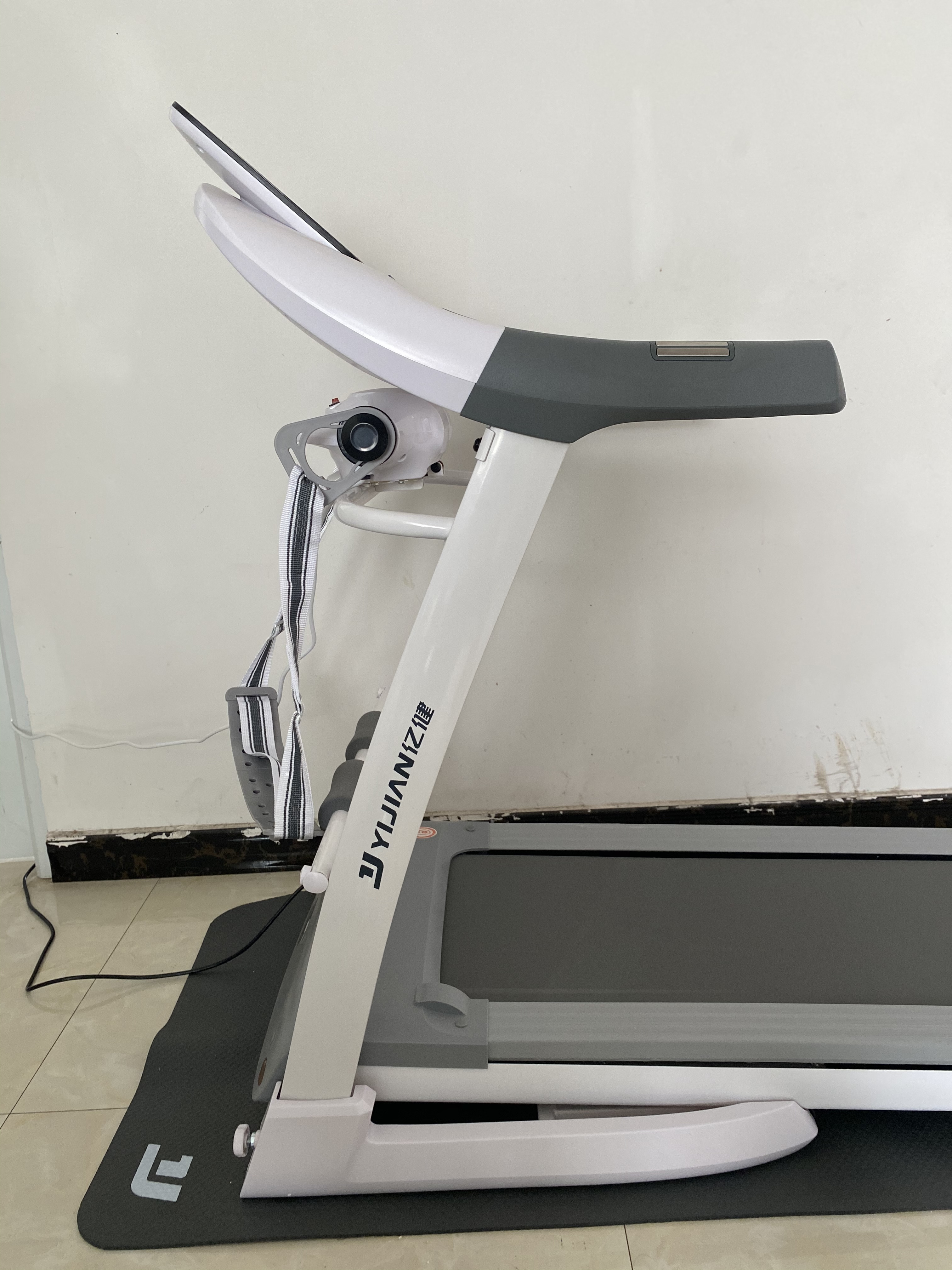 智能控速折叠跑步机,亿健精灵elf跑步机使用教程