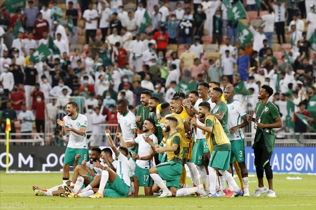 沙特媒体谈中国男足,沙特国足央视