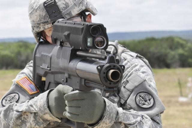 美国单兵装备热成像,国外热成像仪打野视频