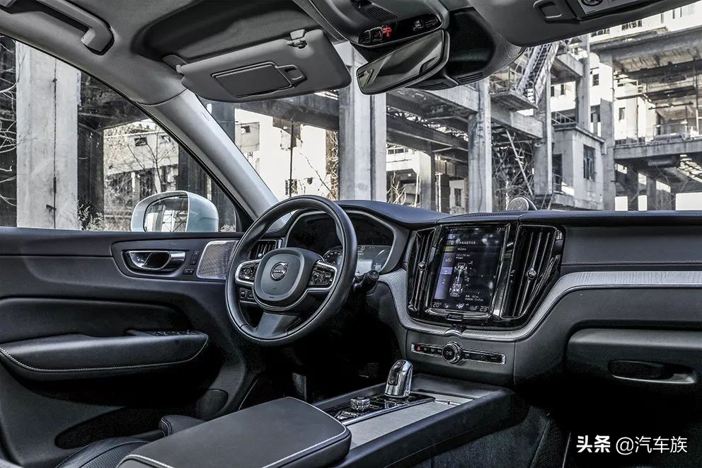 2019款中国沃尔沃xc60试驾,沃尔沃xc60t82022款落地价