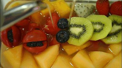 为了吃这个包包，排了80米长队！