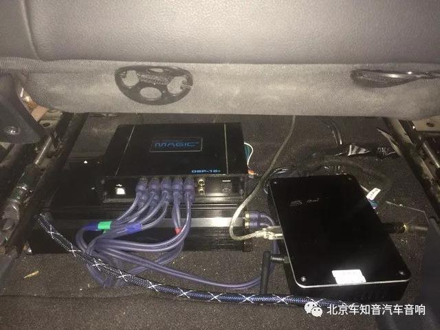 奔腾x80音响改装低音炮,奔腾X80外观改装