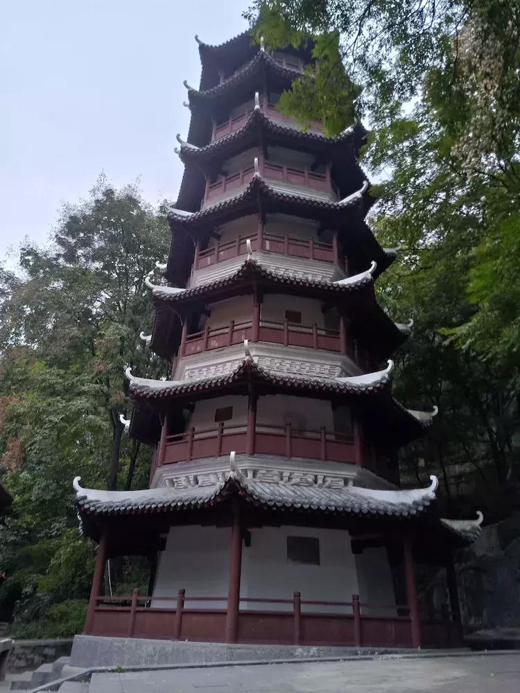 全州的湘山寺,夜幕下的南华寺
