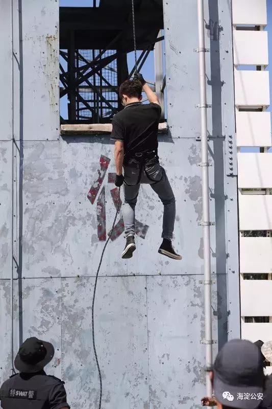 特警魔鬼式训练,普通人感受特警训练