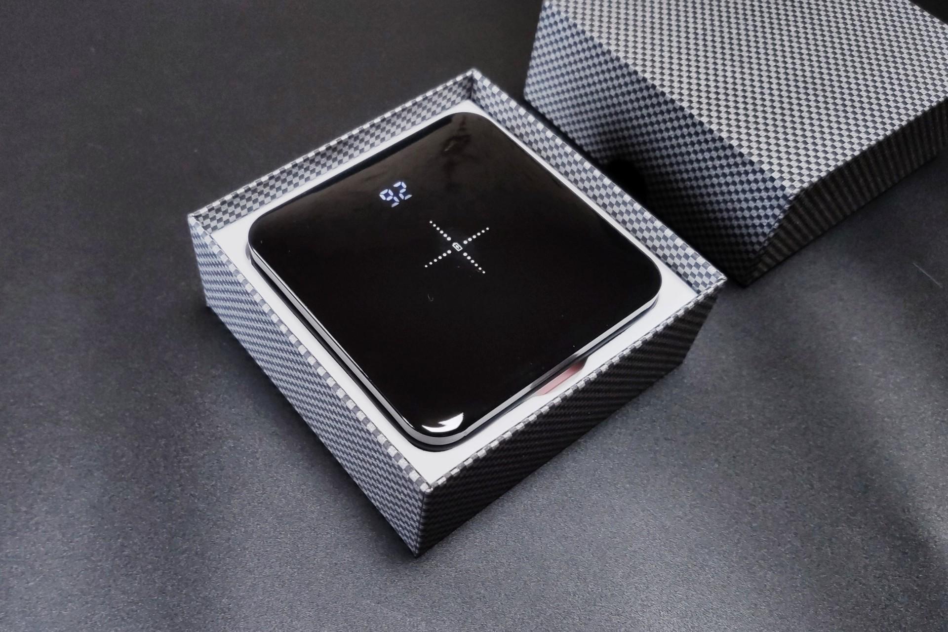 炫酷未来感充电宝,最有科技感设计感的充电宝