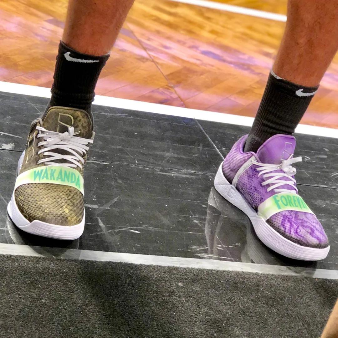 nba球员上脚科比球鞋系列,nba球星鞋王塔克在哪支球队