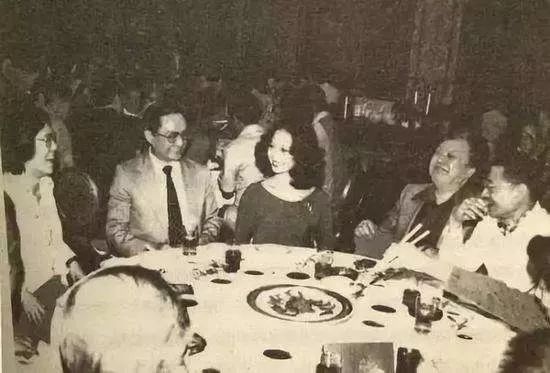 阿紫眼睛瞎了乔峰来救她,1997版天龙八部第24集阿紫眼瞎