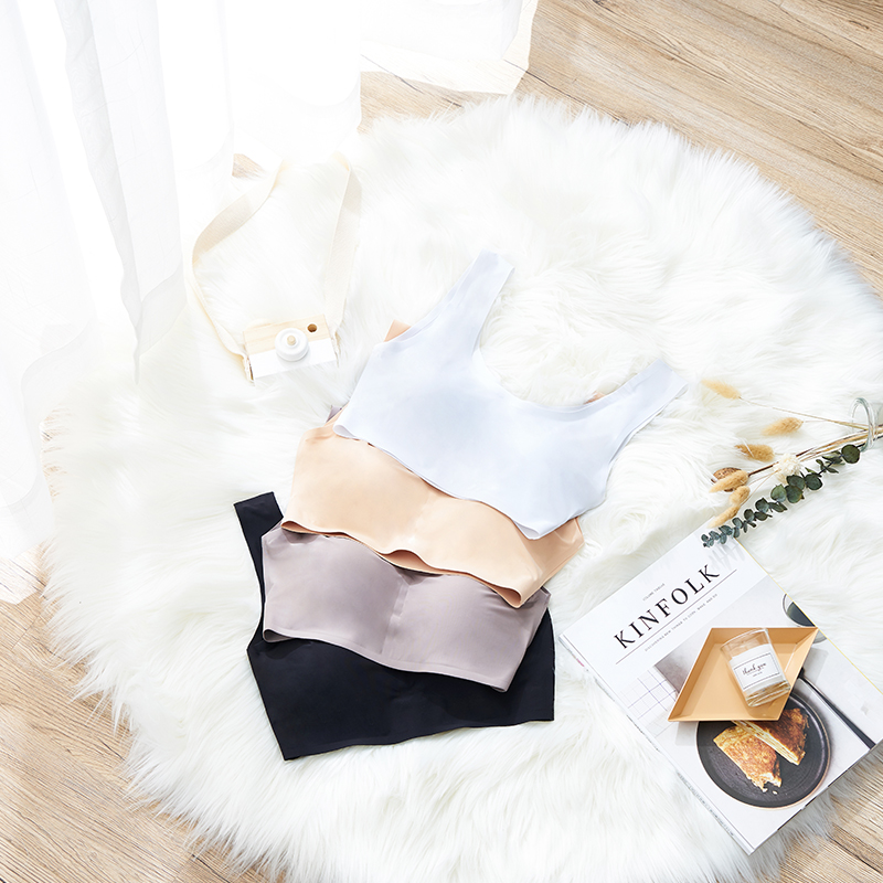 美背内衣：让别人的男友撞电线杆？yes