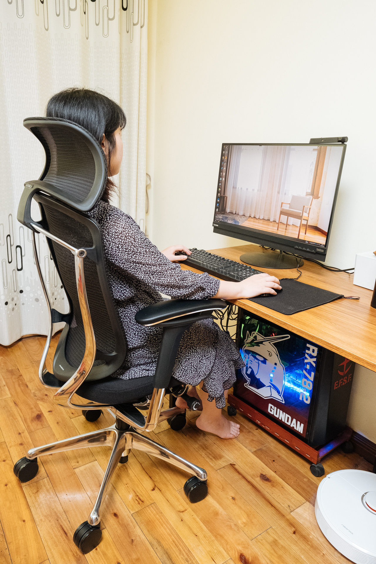 冈村电脑椅测评,冈村contessa一代和二代