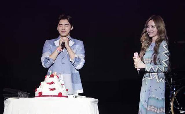 送全套化妆品，写C语言互动……这届明星的宠粉手段也太高了吧