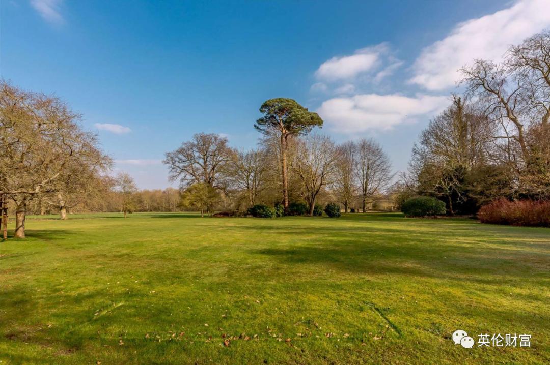 英国名人故居，泰晤士河畔乡村别墅275万寻找新主人