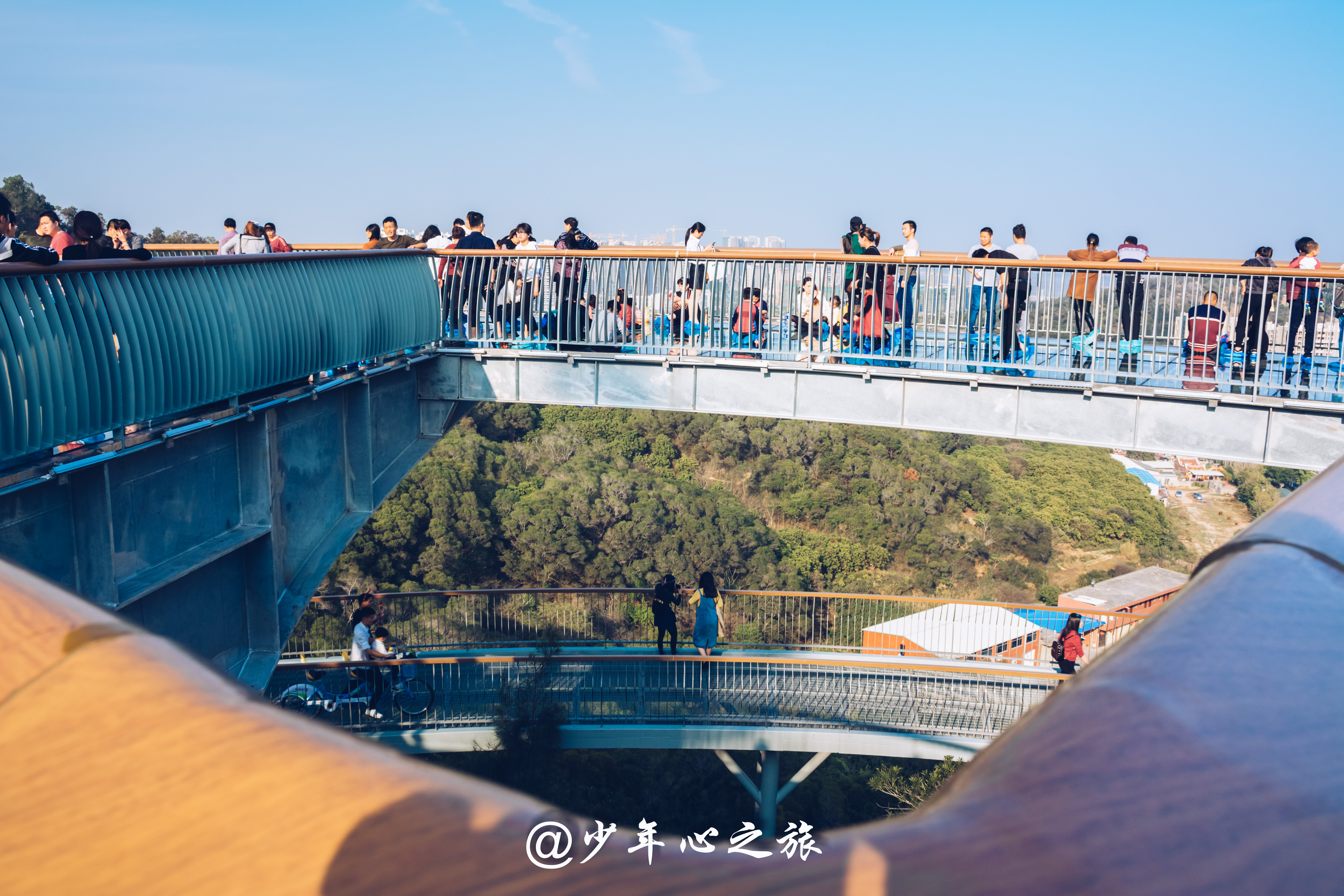 泉州大坪山空中玻璃栈道,福建泉州最大的玻璃栈道