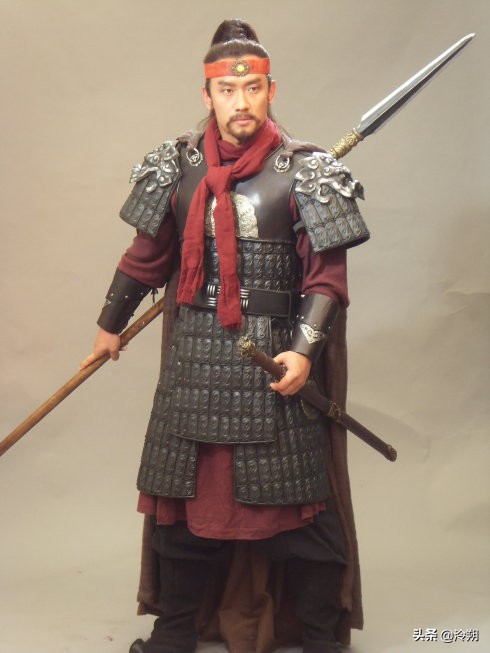 水浒传黄信武功排名,镇三山黄信为什么进不了天罡