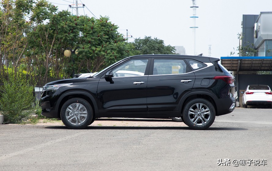 家用suv起亚傲跑,起亚kx3suv