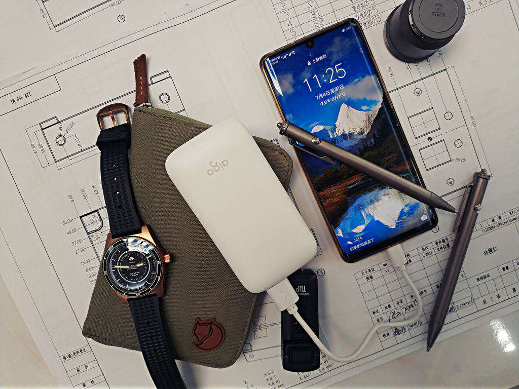 aigo爱国者充电宝,aigo爱国者20000充电宝