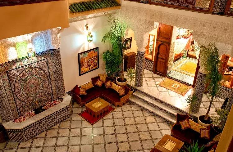 非洲的“后花园”在中国爆红，这个国家简直是“好色者”的天堂