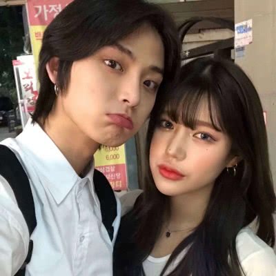 热恋期亲亲抱抱正常吗,热恋期女生不让亲