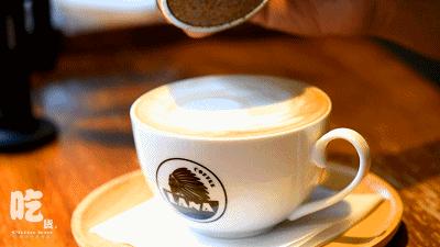 昆明2环边巷子里的小店，1杯咖啡+1份简餐，感觉我又去到了泰国