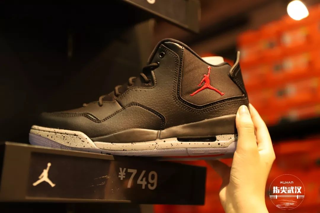 剁手*党**的福音！武汉线下薅羊毛的绝佳地点别怪我没告诉你