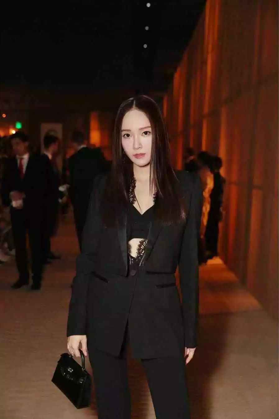 下周穿什么｜年薪100万的高级＋富家小姐的精致