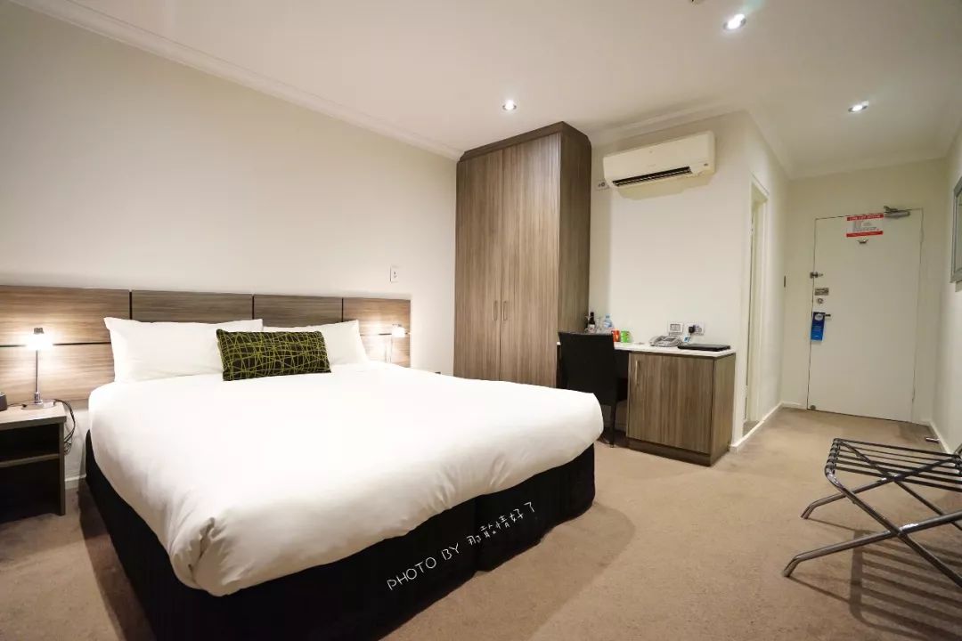 赴澳旅游注意，若带蜂蜜制品上岛，将被判两年监禁或8000澳元罚款