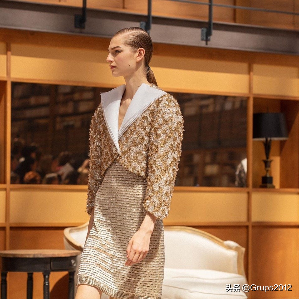 香奈儿最经典外套,香奈儿老花大衣