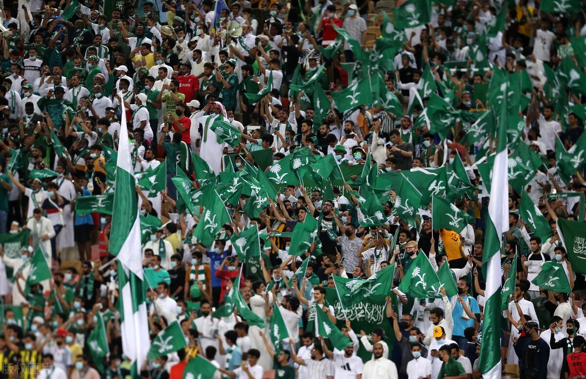 沙特媒体谈中国男足,沙特国足央视