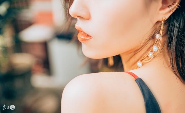 总裁和小丫头吵架的小说,总裁和小丫头的故事