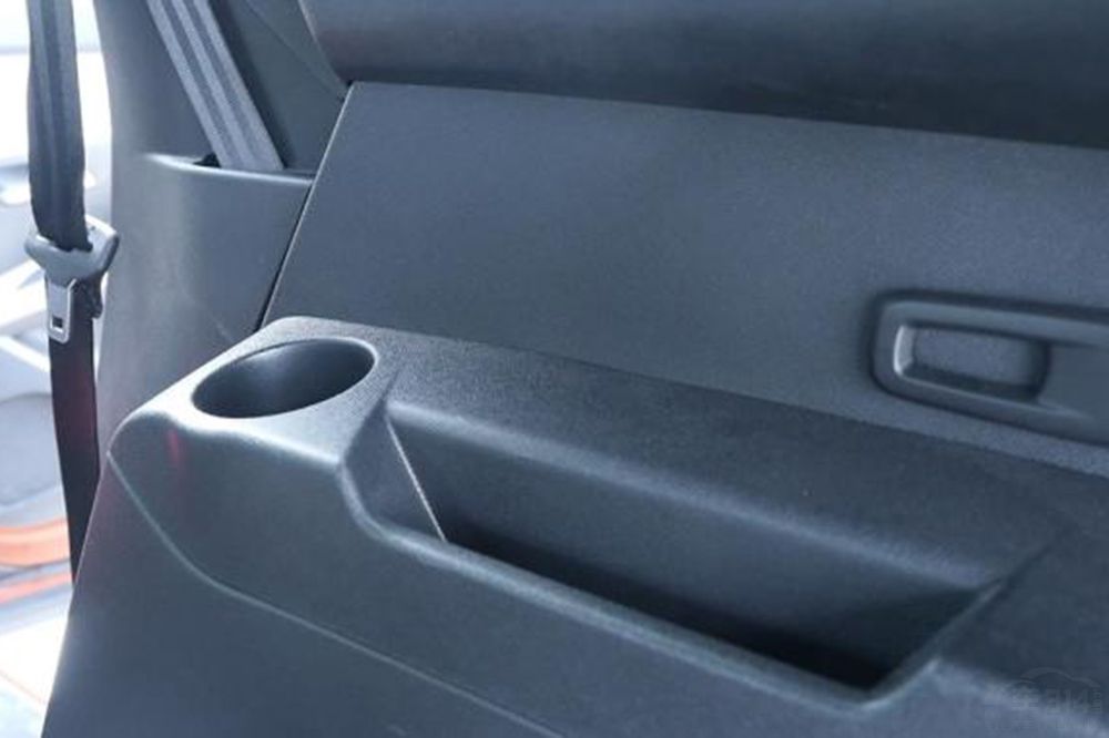 标致5008绕桩评测视频,2023标致5008绕桩测试