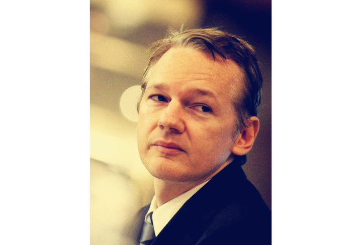 世界顶级黑客组织,世界顶级黑客喊她老大的小说