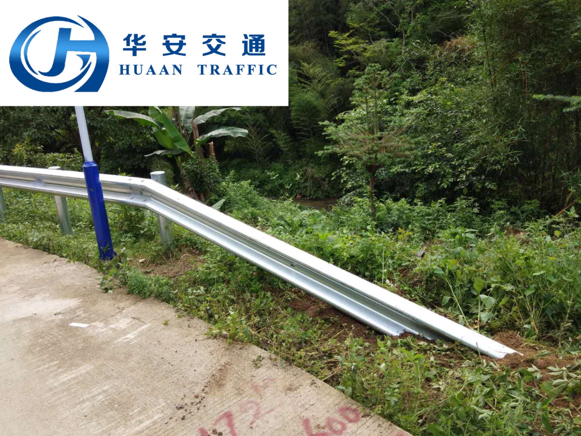 波形护栏板基本知识,湛江护栏板波形护栏板