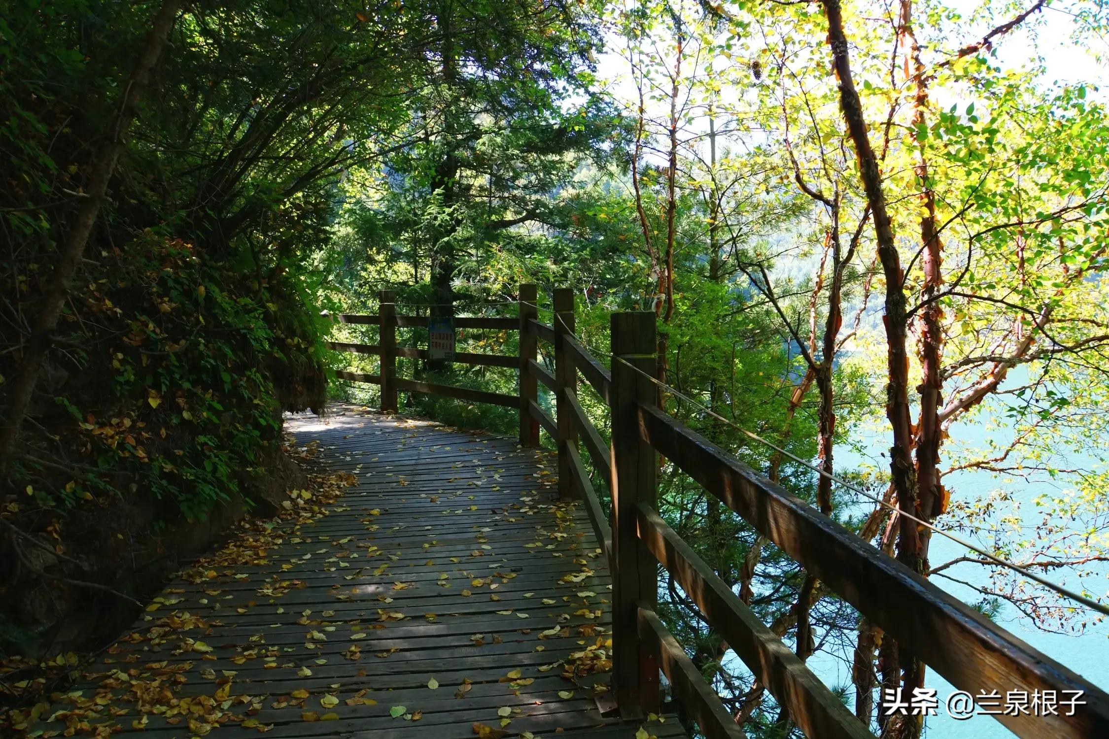 秋天的孟达天池,美丽的孟达天池