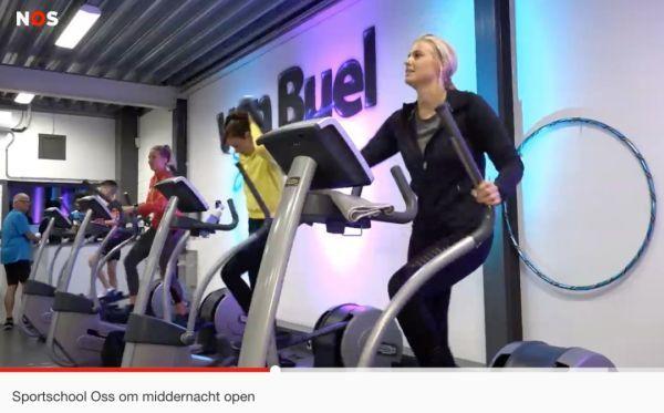 解封当天零点，荷兰*灯区红**已是生意火爆……