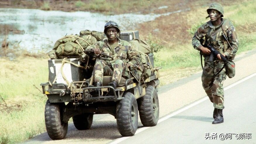 威利斯m274,看起来便宜的越野车威利斯m274