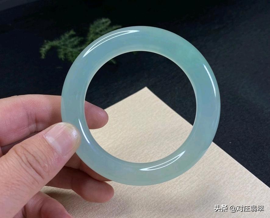 翡翠最好的收藏价值是什么种类的,翡翠最高品质是什么样的