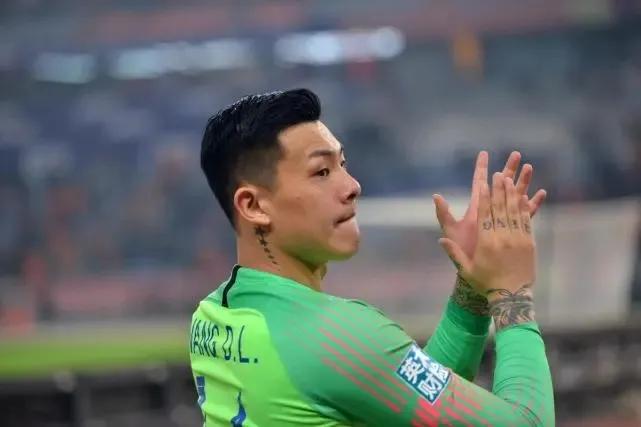 2019年中超最佳守门员颜骏凌,王大雷颜骏凌曾诚顾超刘殿座