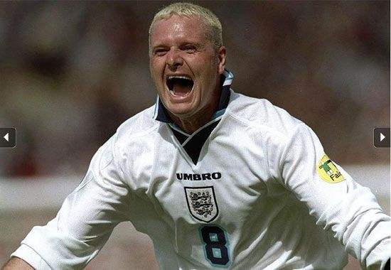 马拉多纳足球生涯,世界十大足球明星马拉多纳