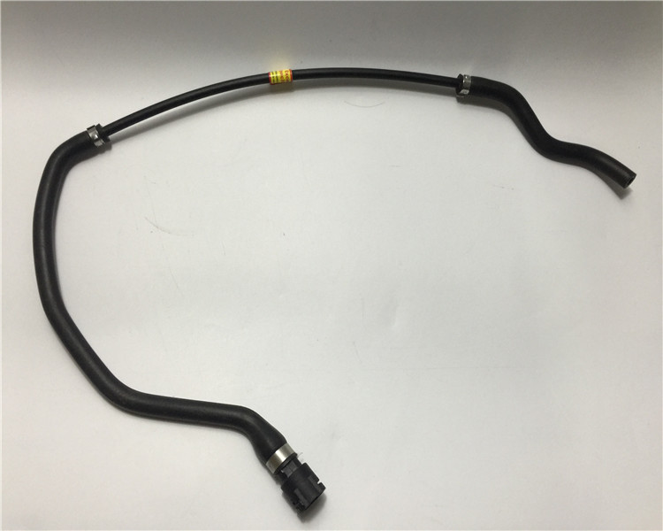 宝马3系防冻液更换教程,宝马3系防冻液在哪里加