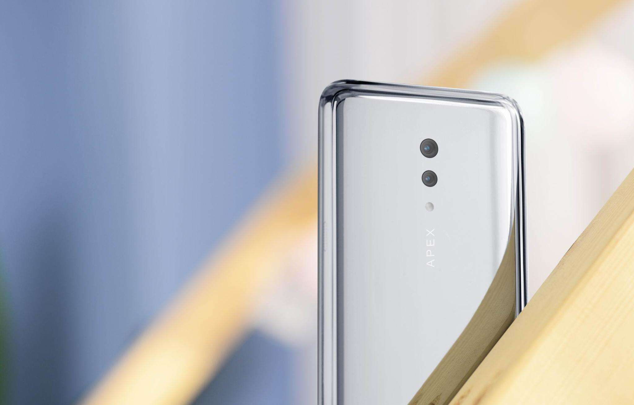 iqoo手机跑网速能跑到千兆嘛,iqoopro5g手机5g比4g慢