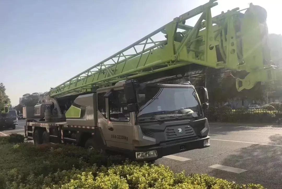 25吨吊车哪个厂最好,吊车12吨到25吨哪款好经营