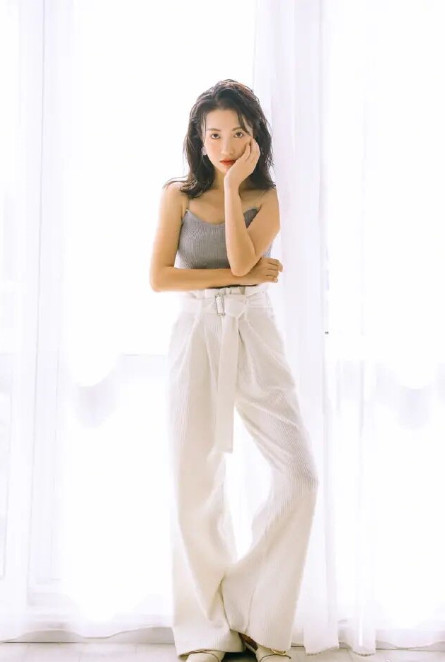 女人一定要记住怎样穿裤子好看,女人正确穿裤子