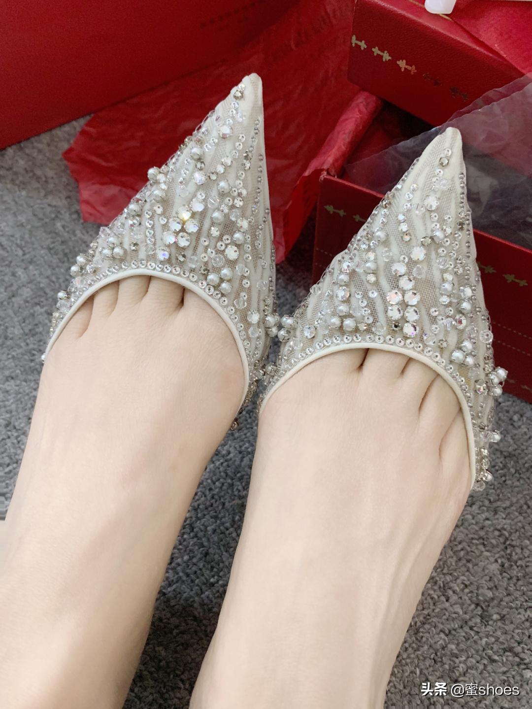 大牌高跟鞋跟普通高跟鞋的区别,什么品牌的高跟鞋最好穿