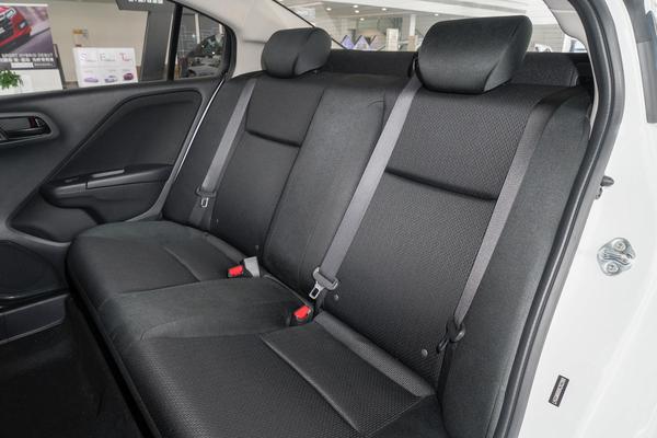 锋范属于a0级家轿吗,本田锋范型动版和舒适版区别