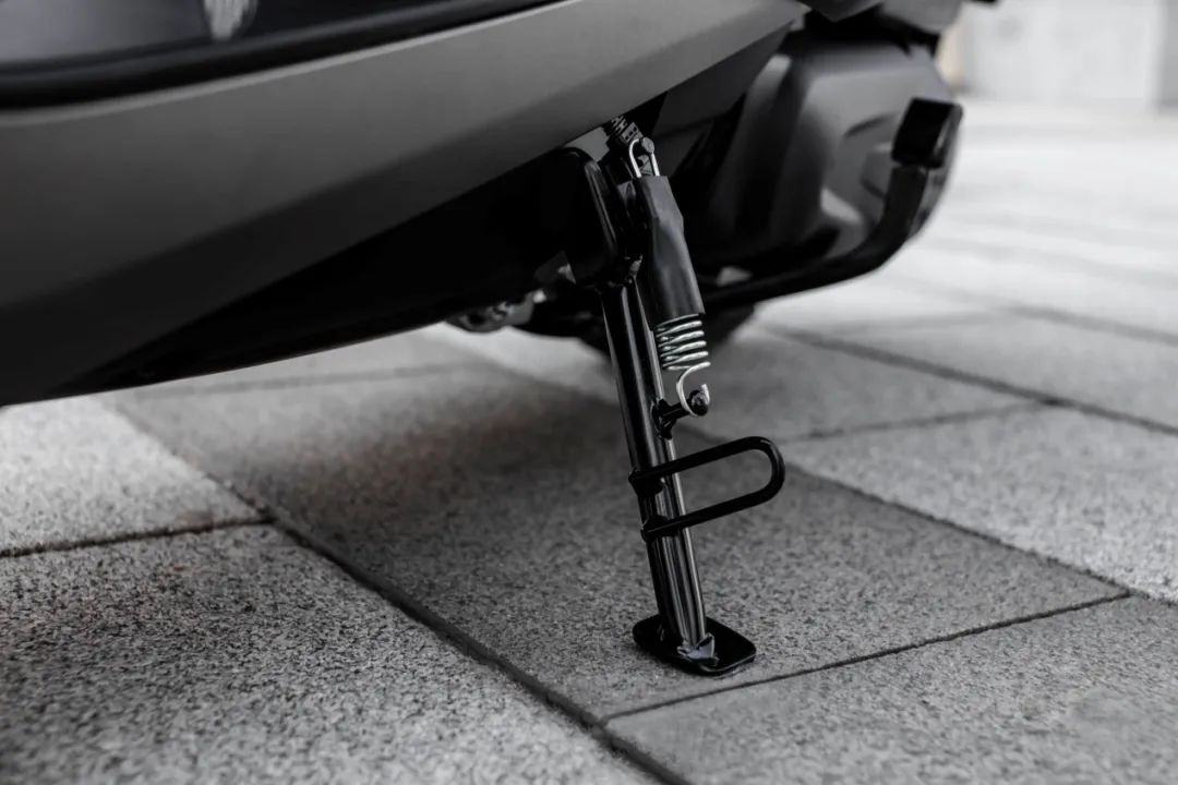 本田佳御125水冷官方价格多少,本田踏板佳御最新款