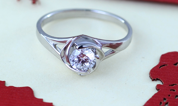 十大不建议买的品牌钻戒,今年最流行的钻戒品牌