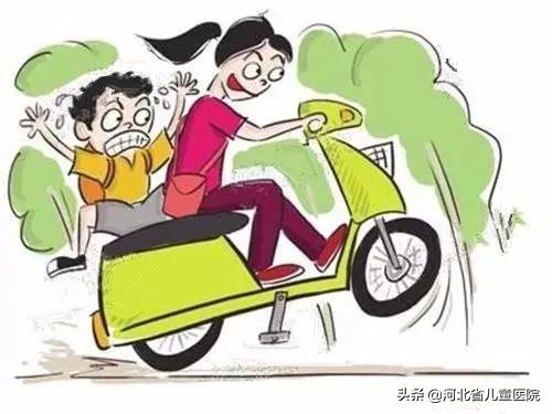孩子的脚被孩子咬怎么处理,电动车绞住孩子脚怎么办